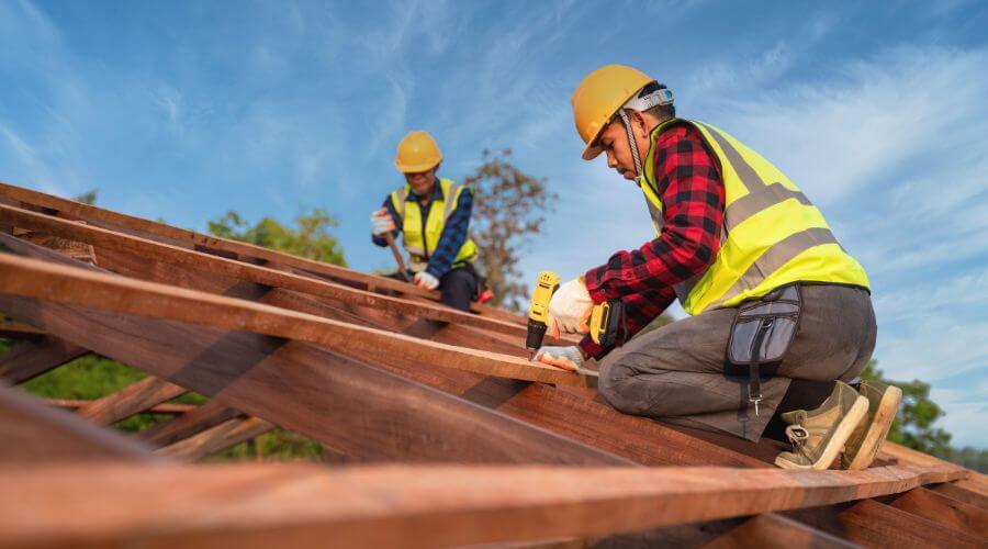 Professional Flat Roofing Installation services in Harlan, IN